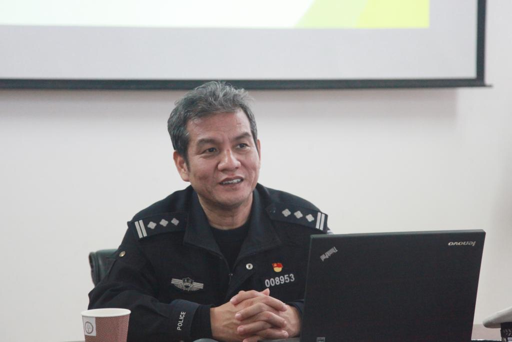 道路千万条,安全第一条——kaiyun官网中国开展师生交通安全知识讲座